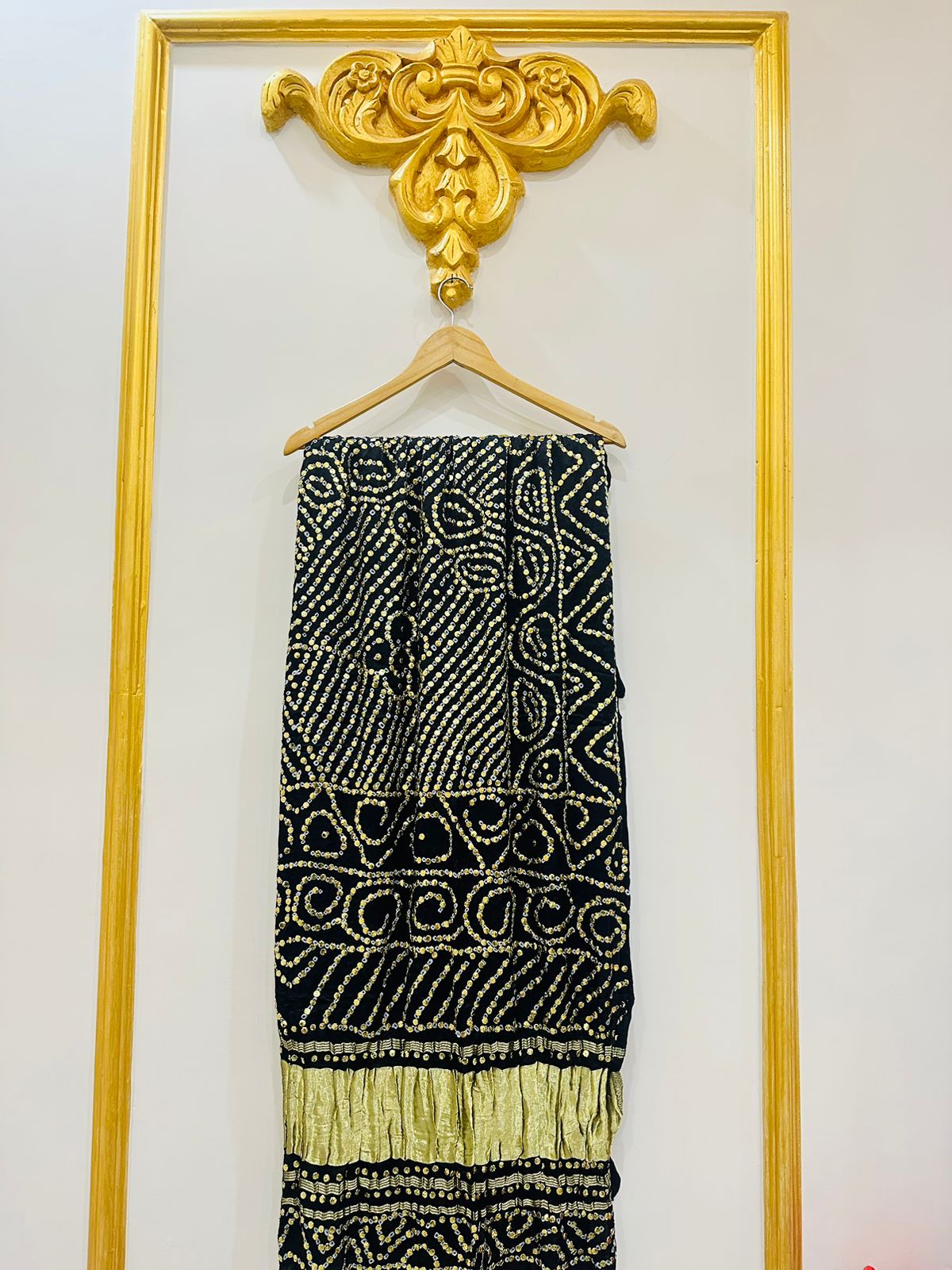 Gajji silk with Kamdani Black