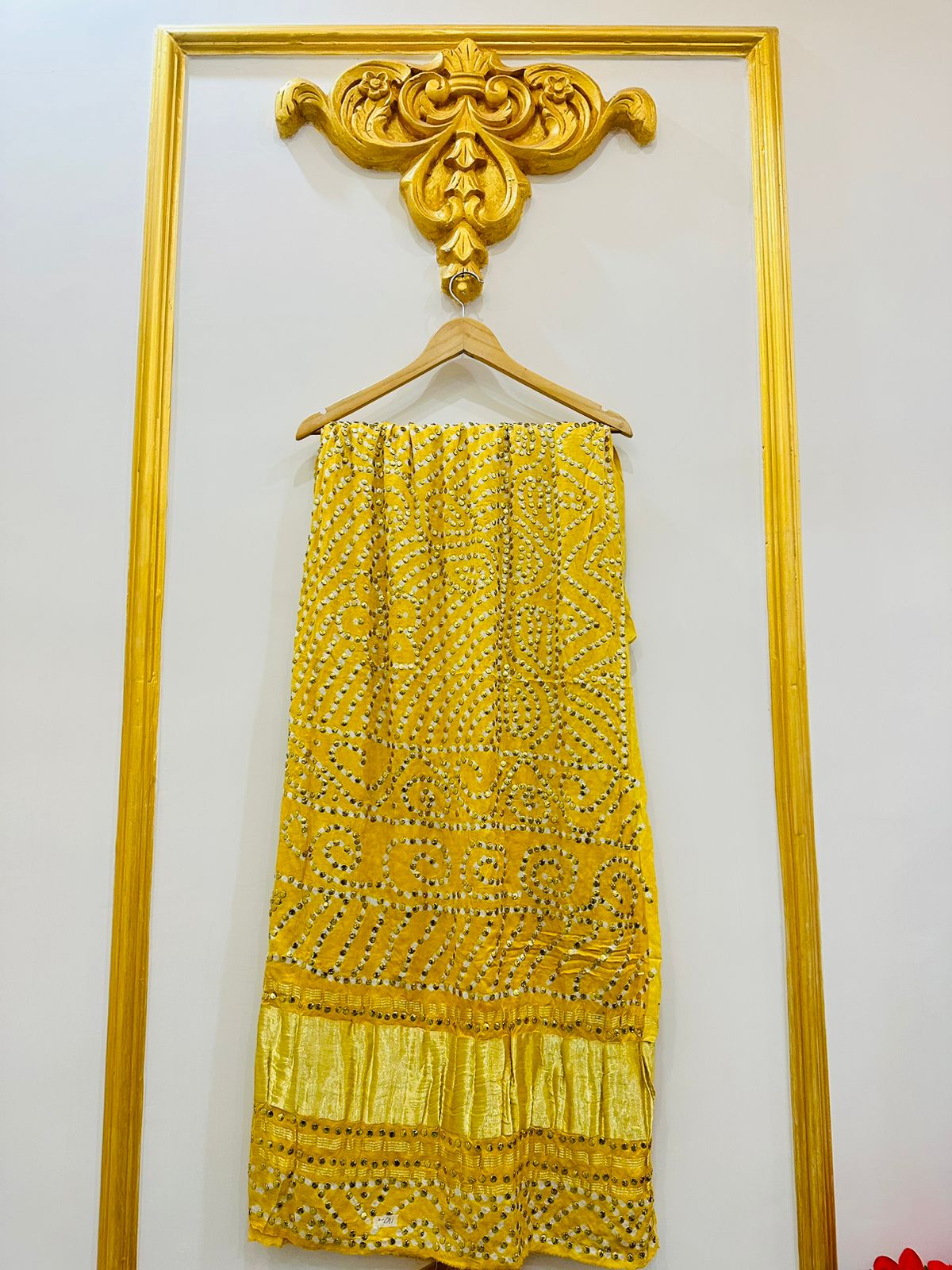Gajji silk with Kamdani Yellow