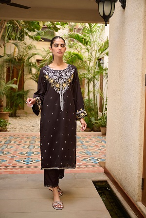 DC-2164 BLACK 2PCS EMBROIDERED KURTA WITH TROUSER